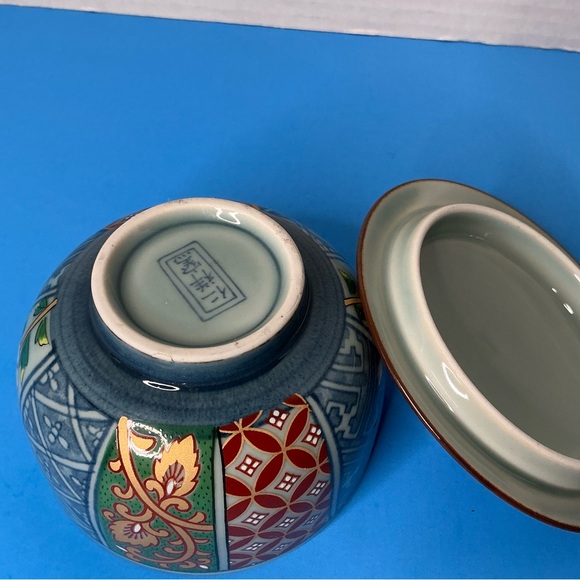 Colorful Patterned Ceramic Vases - Picture 6 of 10